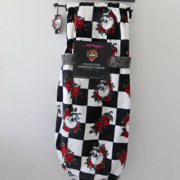 Ed Hardy Black And White Checkered Skull Roses Oversized Throw 60 x 70" in - Picture 2 of 5